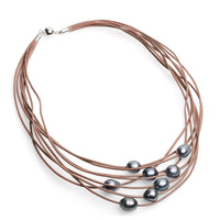 Colier din 8 rânduri de piele maro, 8 perle de cultură culoare închisă sfere 11-12mm, lungime 46cm