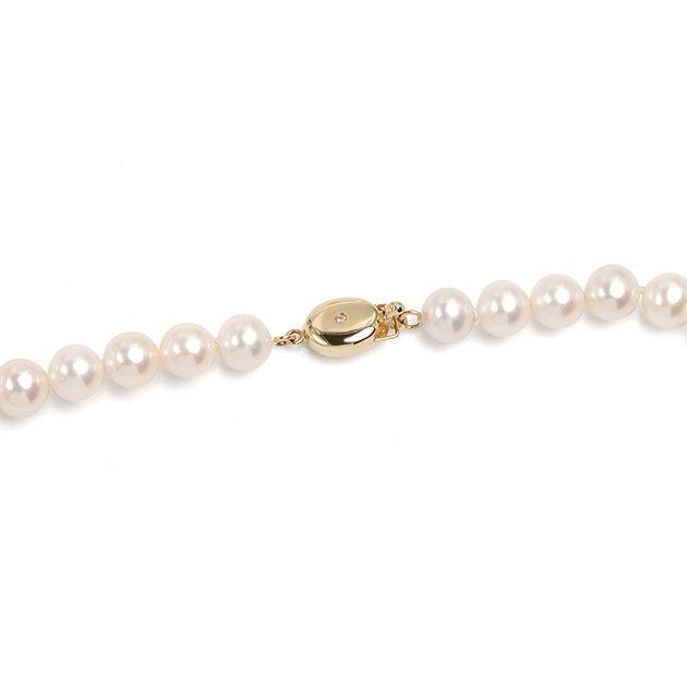 Colier cu perle albe 6.5-7.5mm, închizătoare aur 14K cu 1 diamant