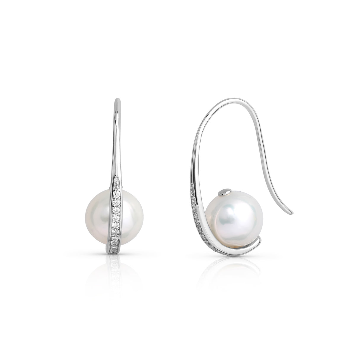 Cercei din argint, perle culoare închisâ  de cultură 7.5-8mm. Zirconiu