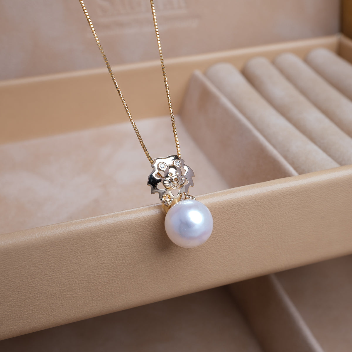 Pandantiv aur 14K / zodia Leu perlă de cultură și diamante