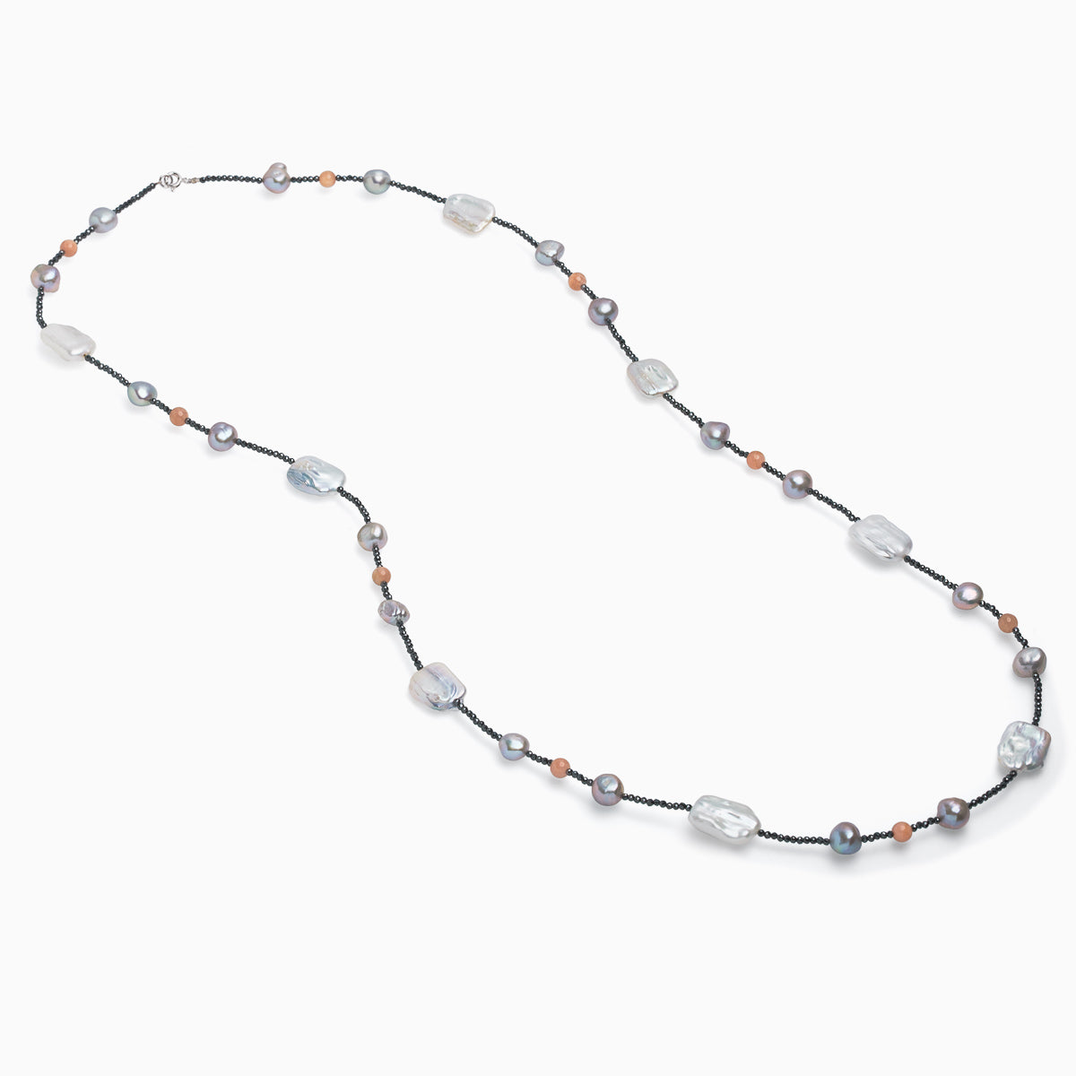 Colier perle sidef  de cultură și perle de cultură gri sfere, onix, lungime 94cm.