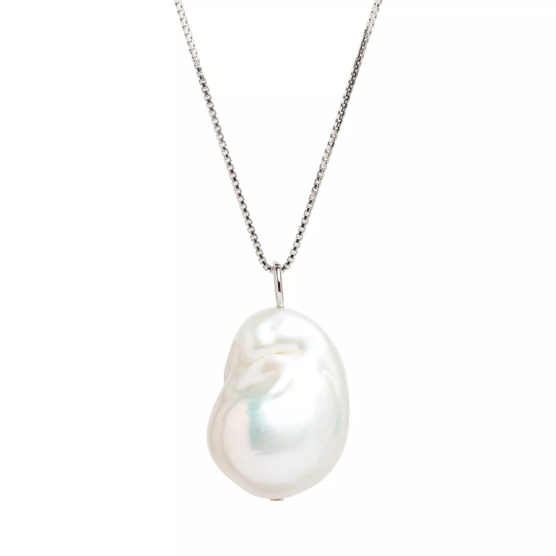 Pandantiv perlă de cultură albă 13-16 mm. Lungime lanțișor 43 cm