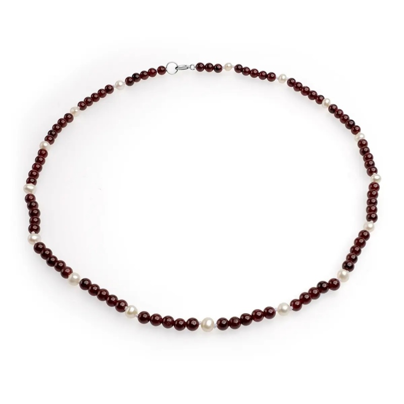 Șirag perle de cultură albe sfere aprox.4.5mm, 4,5mm grenadă, închizătoare de argint, lungime 44cm.