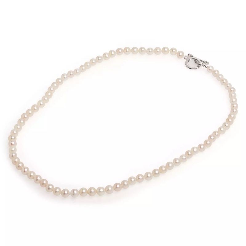 Colier cu perlе de cultură albе 4-4,5mm și 6-6.5 mm, închizătoare de argint. Lungime 54 cm