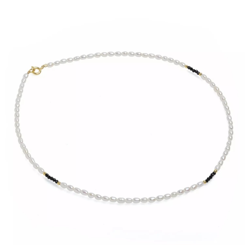 Colier cu perle de cultură albe 3mm și spinel negru. Lungime 41 cm