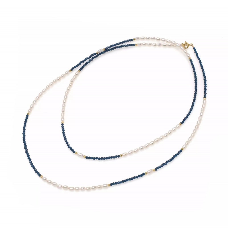 Colier cu perlе de cultură albă 2,5-3 mm și spinel. Lungime 82 cm